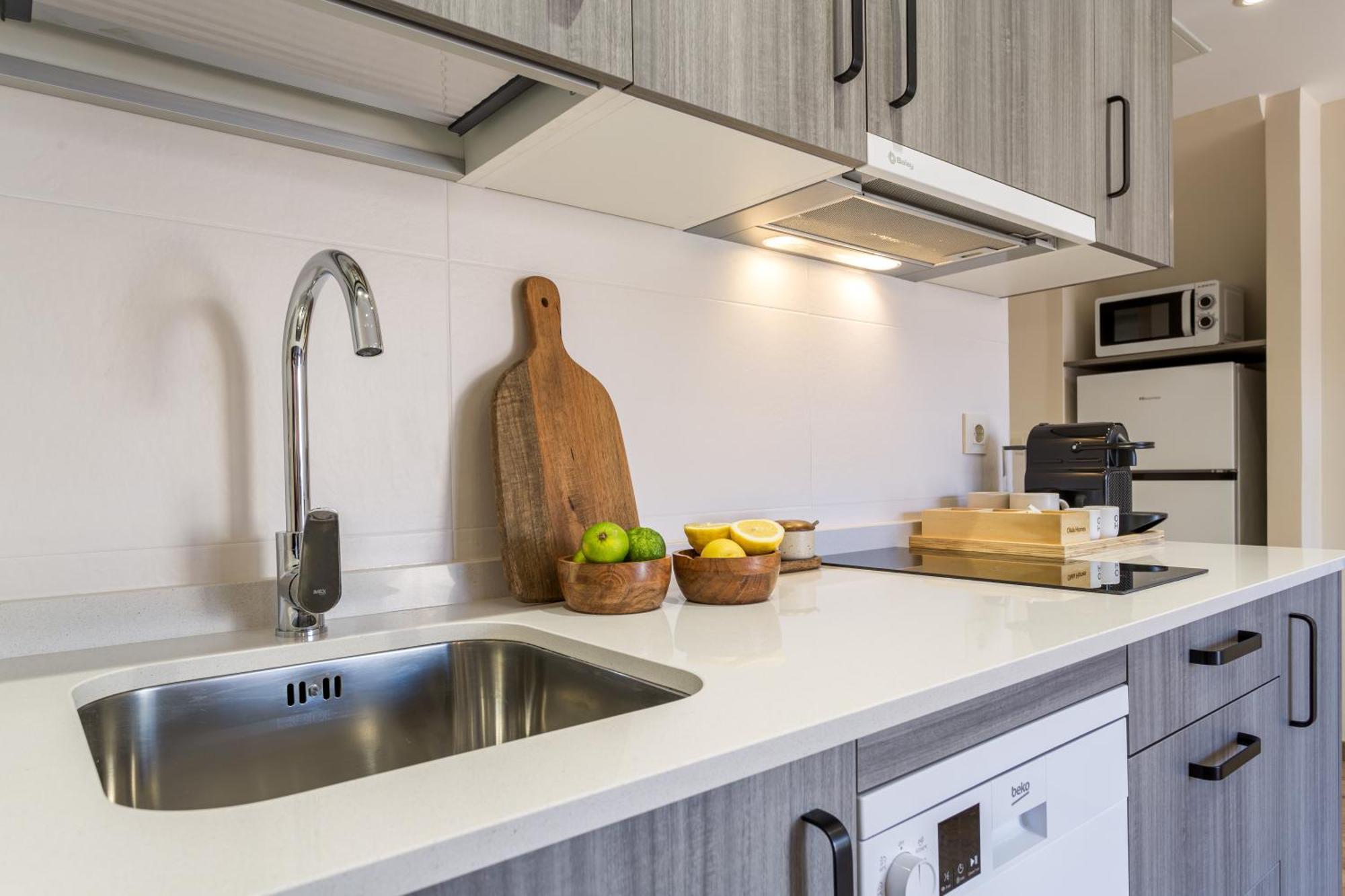 Apartment Bay By Olala Homes