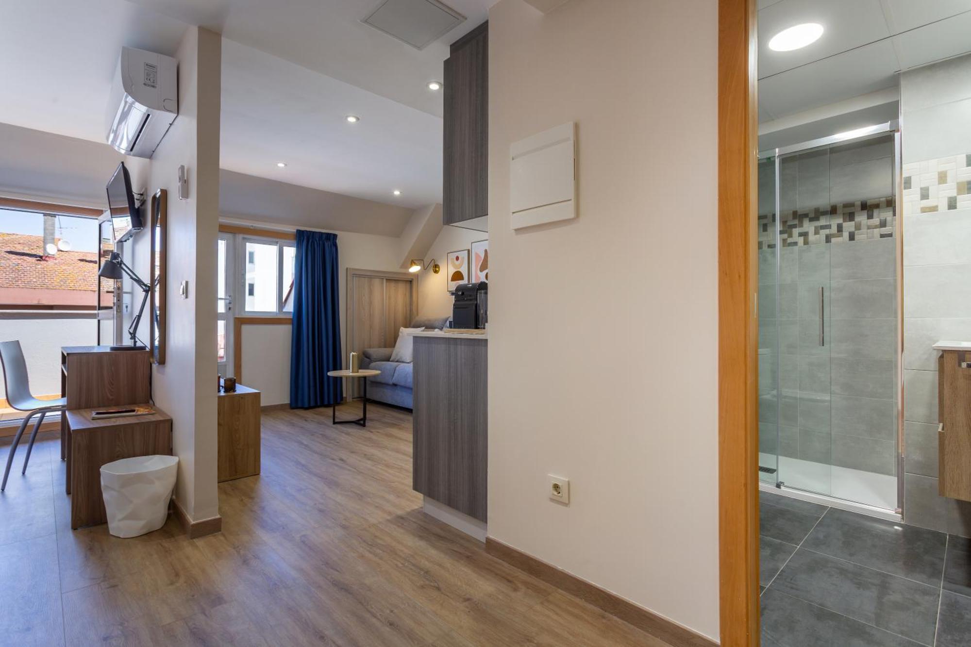 Apartment Bay By Olala Homes *